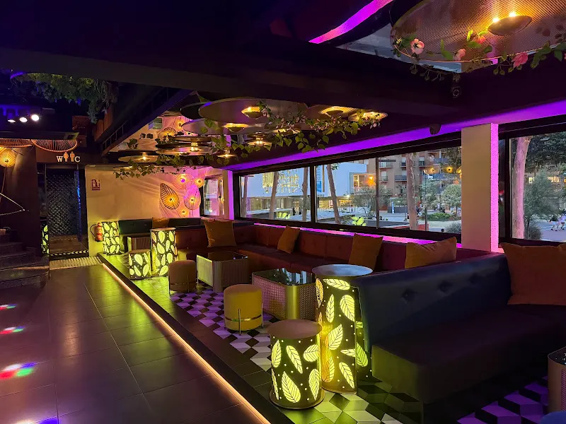 Mandalin Cocktail Bar | Lloret de Mar - Lloret de Mar
