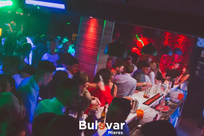 Bulevar Mieres - Discoteca en Mieres - foto 2