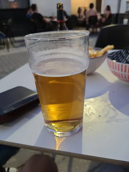MEMPHIS PUB