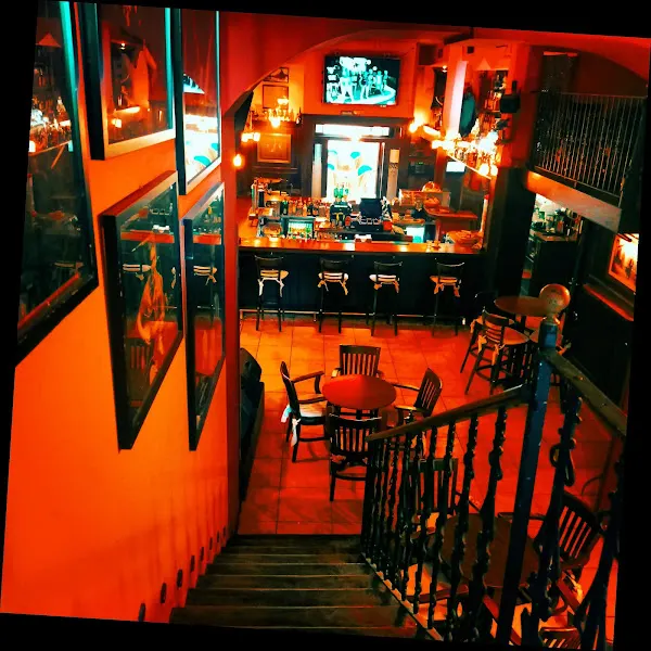 SART Club - Pub en Inca