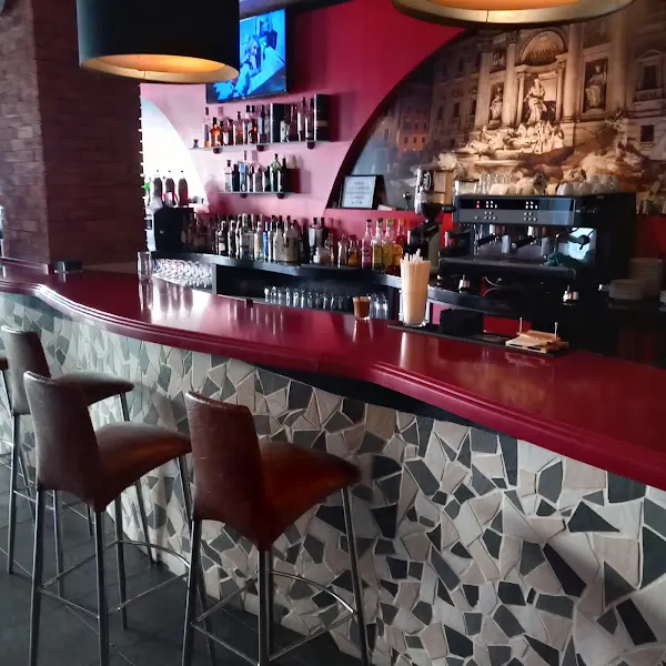 Café Di Roma - Pub en Valdepeñas - foto 2