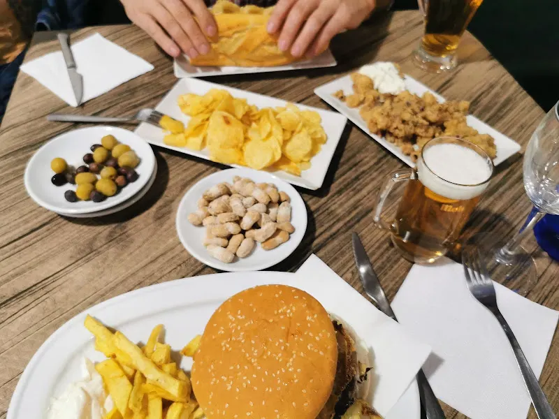 HARD TRUC CAFE - Lounge en Sueca - foto 2