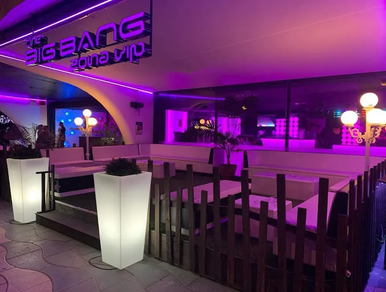 Arena Beach Discoteca Pub Almuñécar - Almuñécar