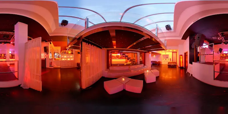 Achill Bar & Dancefloor • Lounge Jávea - Discoteca en Jávea - foto 2