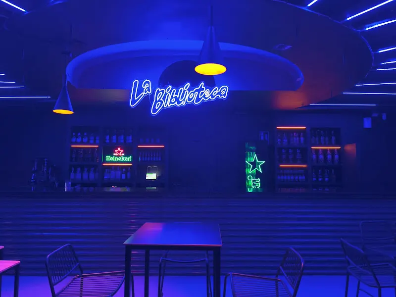 La biblioteca club - Pub en Novelda - foto 2