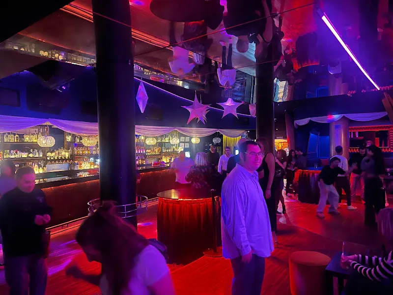Déjàvu Le Club