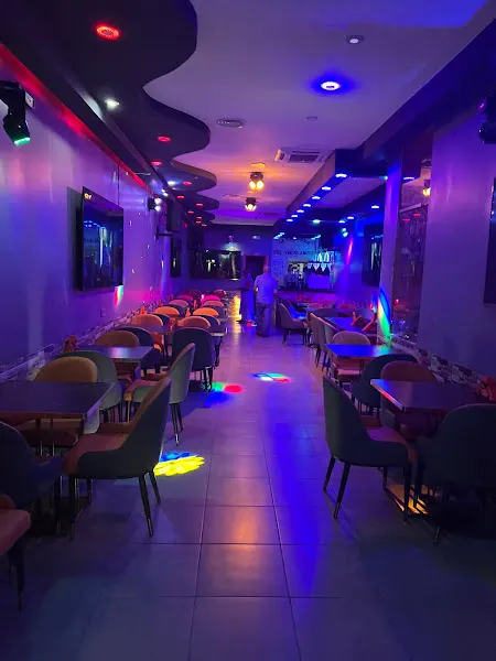 Trident Lounge & More - Shisha and Cocktail Bar - Coctelería en Calafell - foto 2
