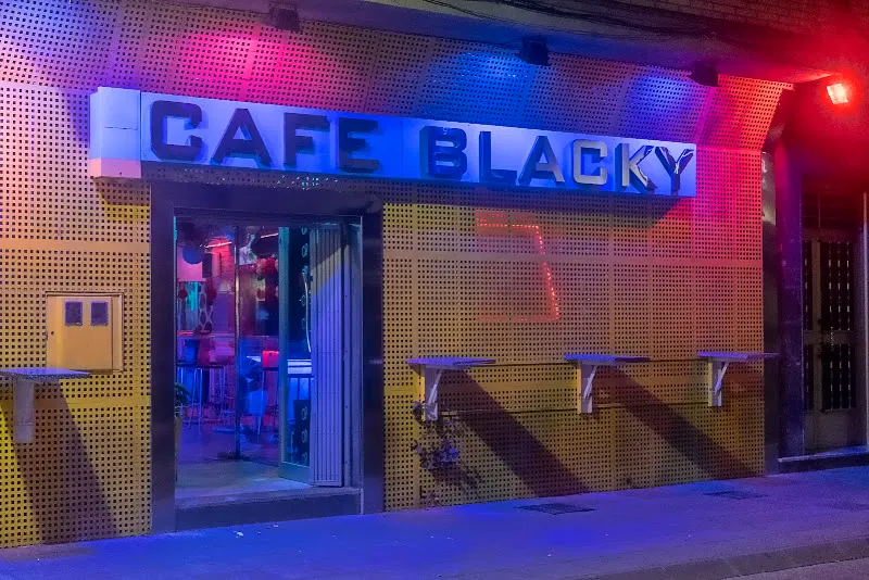 Pub Blacky - Adra