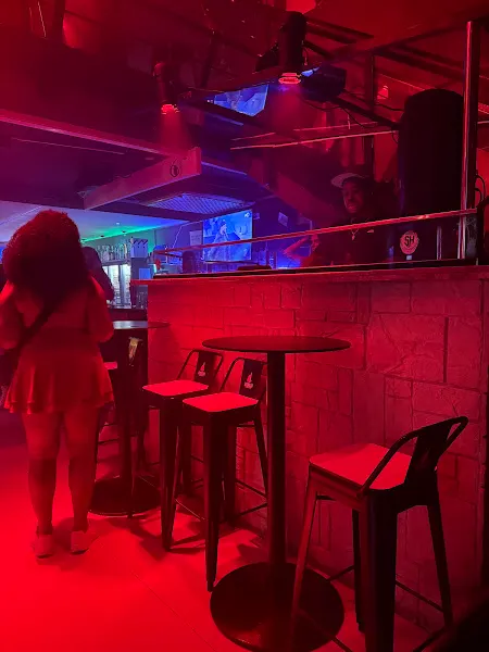 Revolution night club - Bar en Sant Antoni de Portmany - foto 2