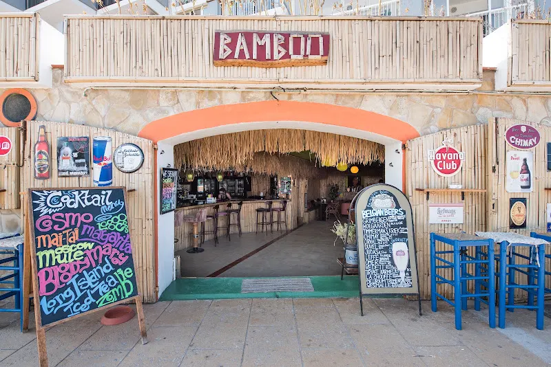 Bamboo Bar Ibiza - Coctelería en Sant Antoni de Portmany - foto 3