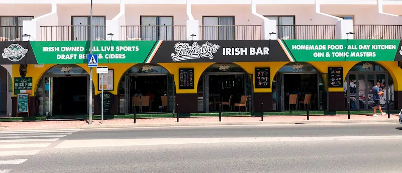 Flahertys Irish Bar Ibiza - Pub irlandés en Sant Antoni de Portmany - foto 2