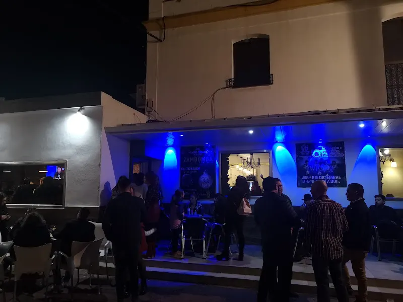 Pub Manao's - Club nocturno en Los Barrios - foto 2