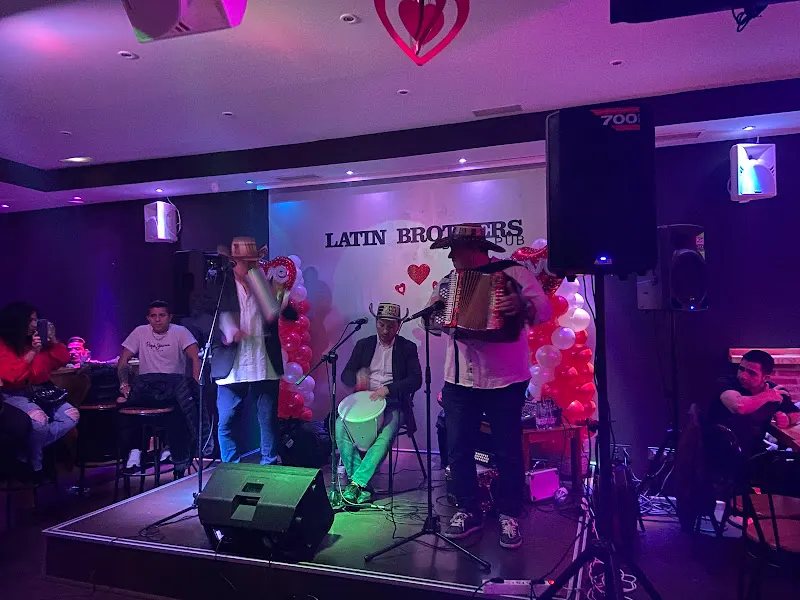 DISCO PUB LATIN BROTHERS - Discoteca en Cisterniga - foto 2