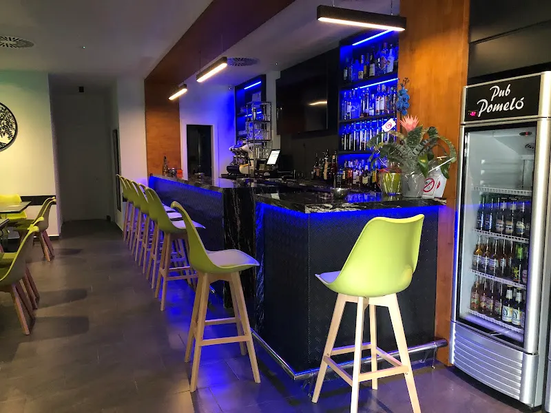 Pub Pomelo - Pub en Coín - foto 2