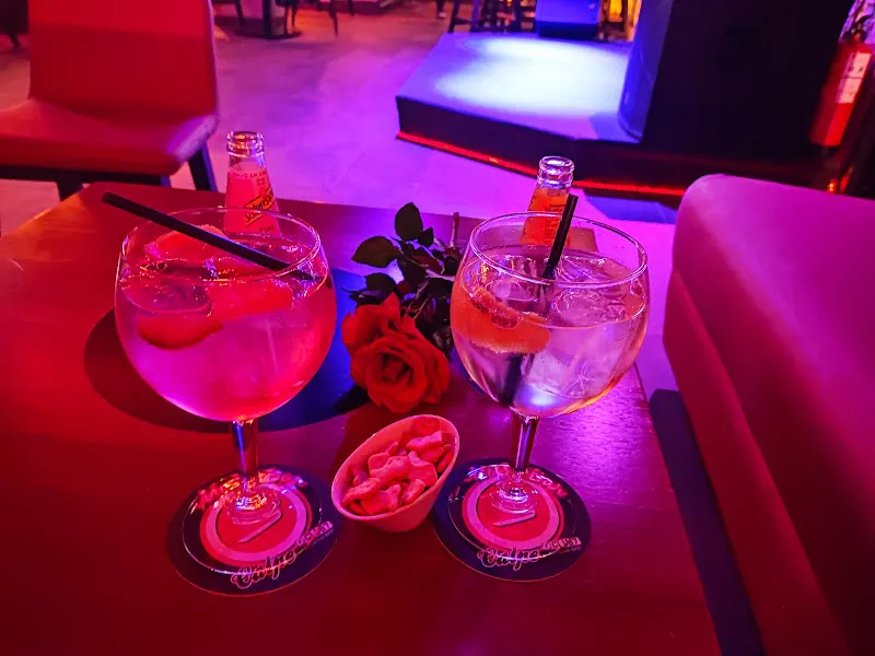 CLUB 7 MUSIC BAR. - Calpe