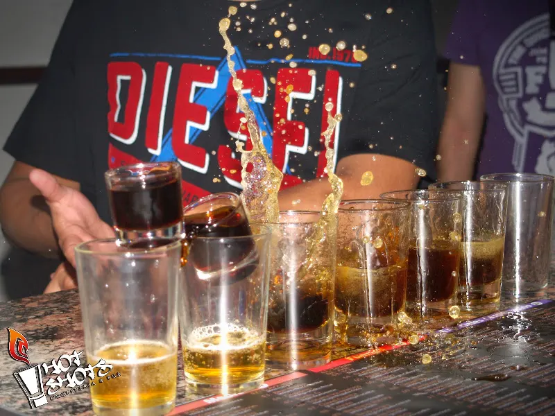 HOT SHOTS CHUPITERÍA & PUB. - Calpe