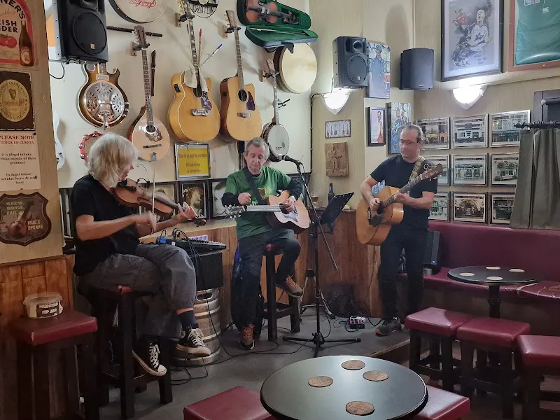 Buskers Pub - Nerja
