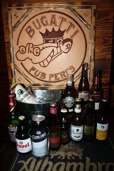 Bugatti Pub Peri's - Pub en Isla Cristina - foto 2