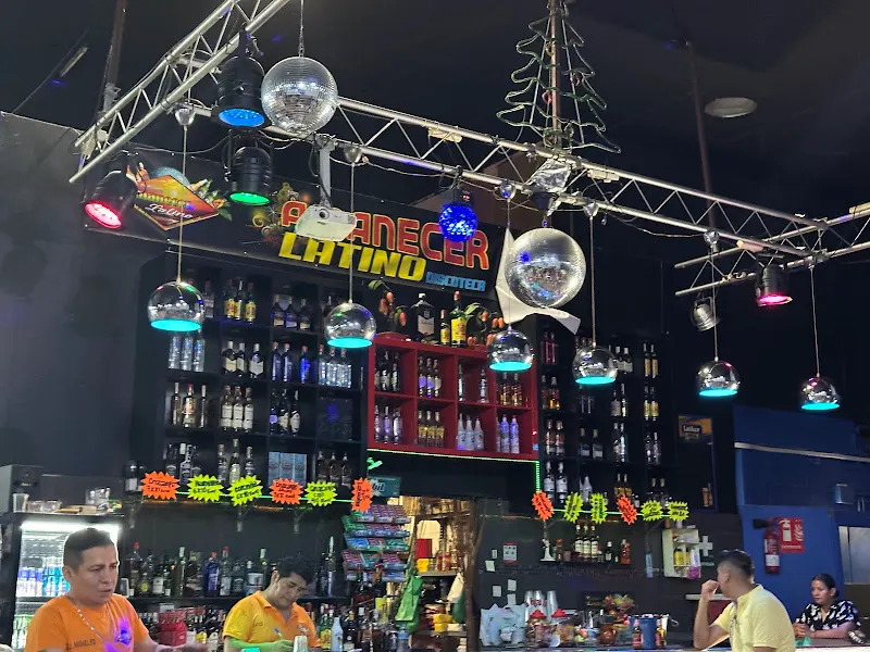 Discoteca Amanecer Latino