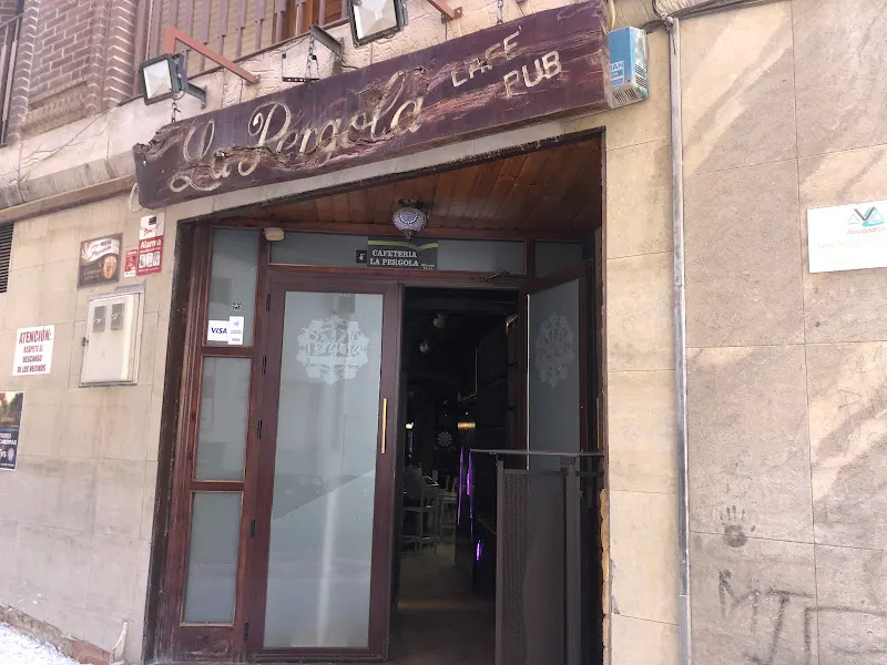 Café-Pub La Pérgola - Baza