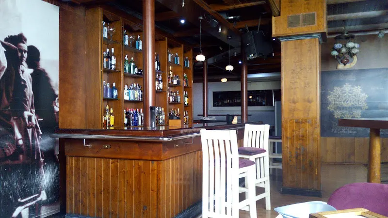 Café-Pub La Pérgola - Lounge en Baza - foto 2