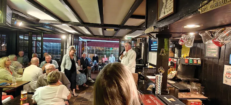 The Drunk 'N' Duck British Pub