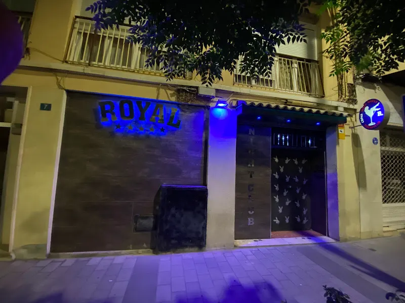 Royal Night Club - Club de cabaré en Alicante - foto 2