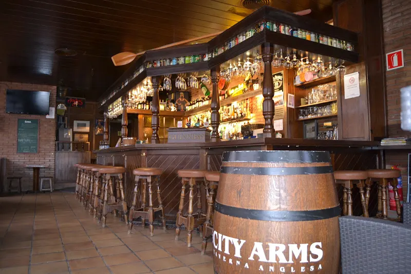 City Arms - Pub en Banyoles - foto 2