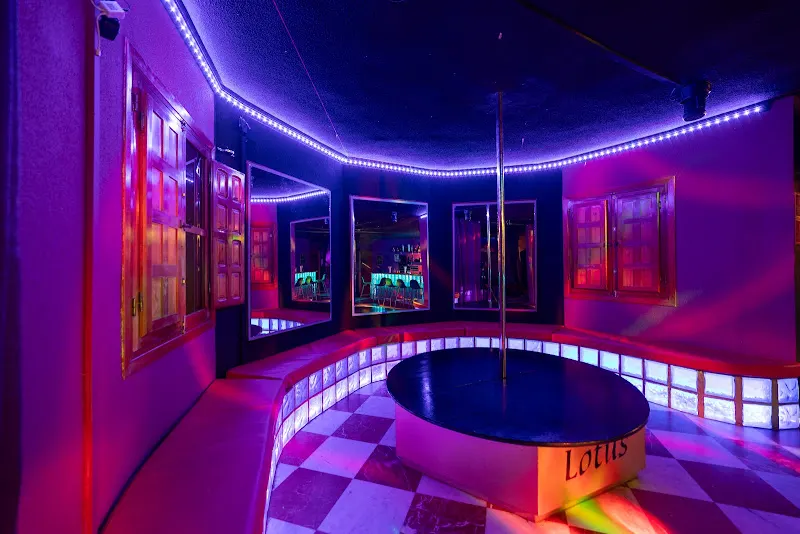 Lotus Swinger Club