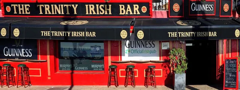 The Trinity Irish Bar - Pub irlandés en Chipiona - foto 2