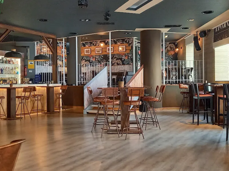 Pub Epoka S L - Benavente