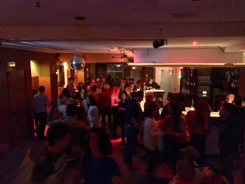 Namaste Nights Barbastro - Barbastro