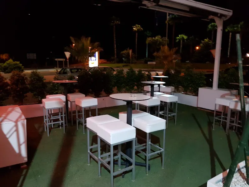 Soho beach club - Pub en Los Alcázares - foto 2