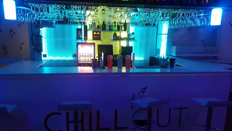 Chill Out Terraza Copas - Bar musical en Montijo - foto 2