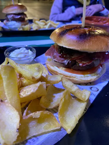 Kanaloa cocktails&burgers - Punta Umbría