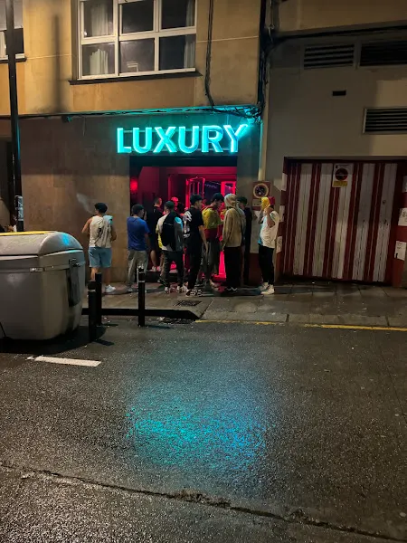 Luxury disco/bar - Bar en Betanzos - foto 2