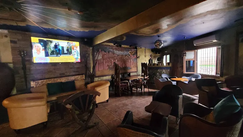 Mitropa Pub - Pub en Bolaños de Calatrava - foto 2