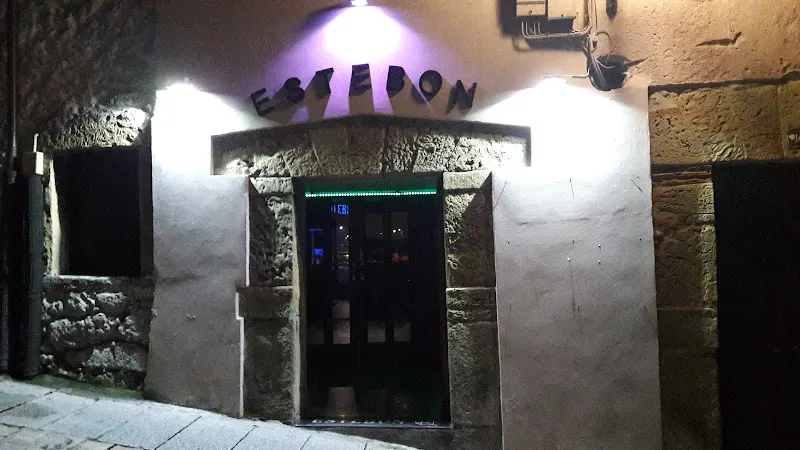 Estebon - Pub en Laredo - foto 2