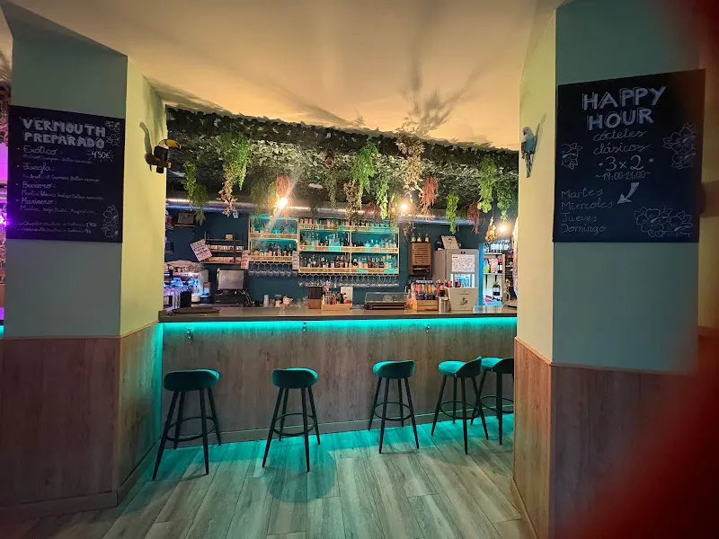 Exótico cocktail bar - Santoña