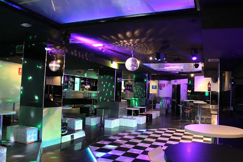 A Quién le Importa - Discoteca en Madrid - foto 2