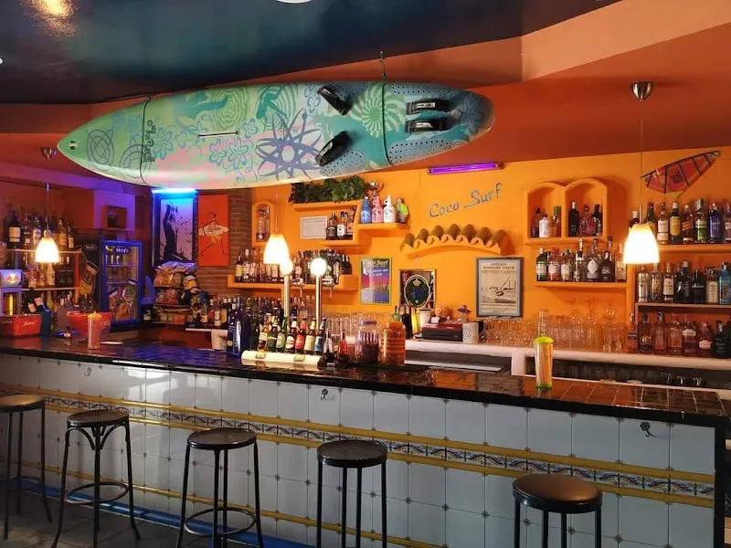 COCO SURF TERRAZA PUB (Desde 1990) - Pub en Oropesa del Mar - foto 2