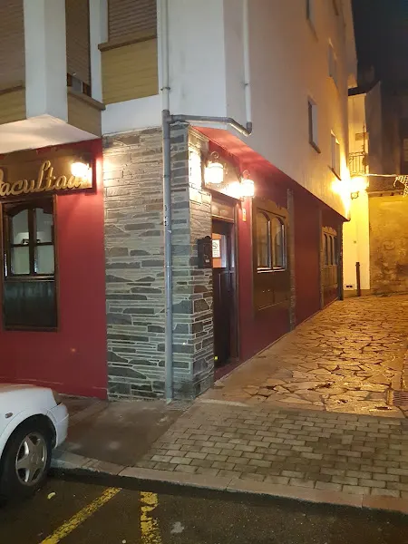 Pub La Facultad - Navia
