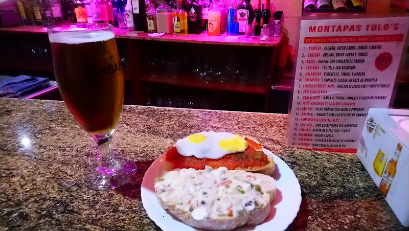 Pub TOLOS