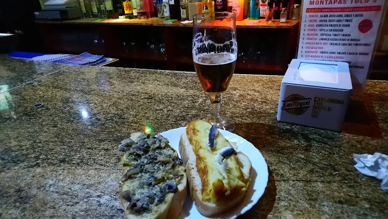 Pub TOLOS - Pub en Madrigueras - foto 2