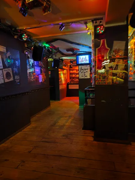 Suéltate el pelo Bar de copas - Pub en Madrid - foto 3