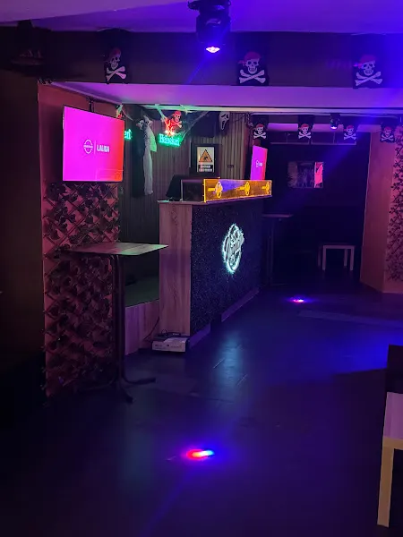 Naguara HK Sport Bar Club - Madrid