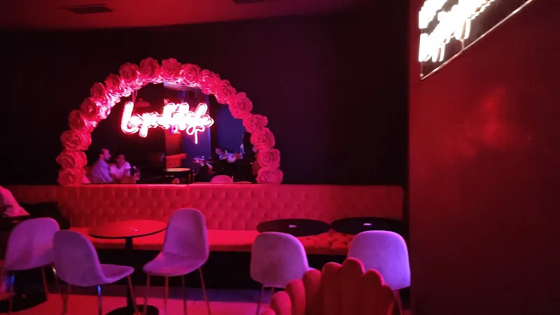 LA PROHIBIDA LOUNGE BAR - Madrid