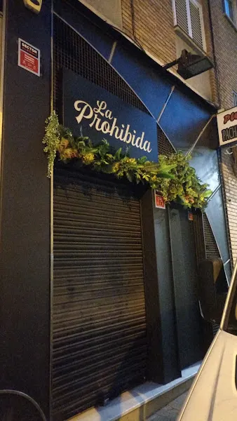 LA PROHIBIDA LOUNGE BAR - Coctelería en Madrid - foto 2