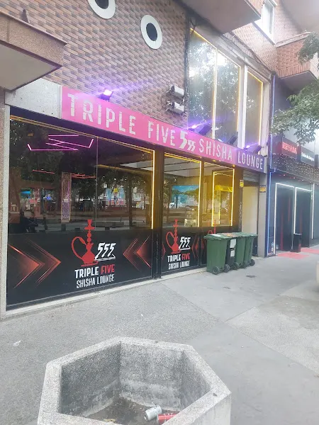 Triple Five Shisha Lounge - Lounge en Madrid - foto 2