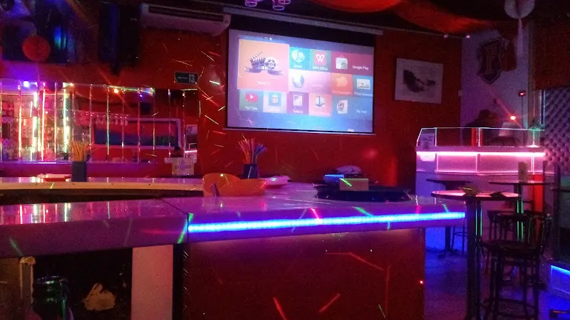 Discoteca Latina Fenomeno Vip - Ambiente Latino